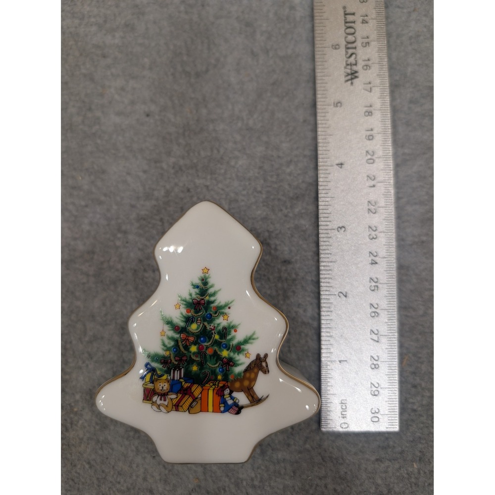 Papel Christmas Morning Tree Trinket Box Japan White Porcelain Gold Trim - Picture 3 of 6